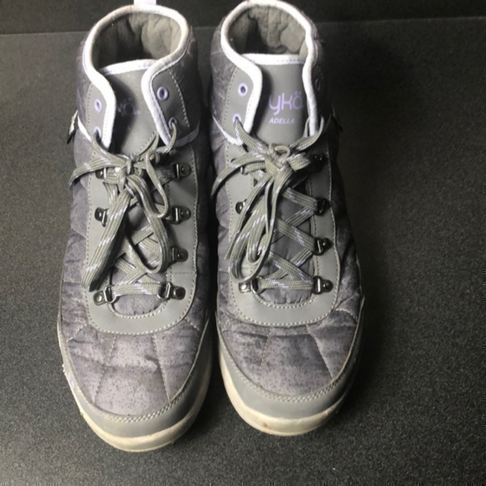 Ryka Adella Insulated Lifestyle Sneaker Size 9.5M